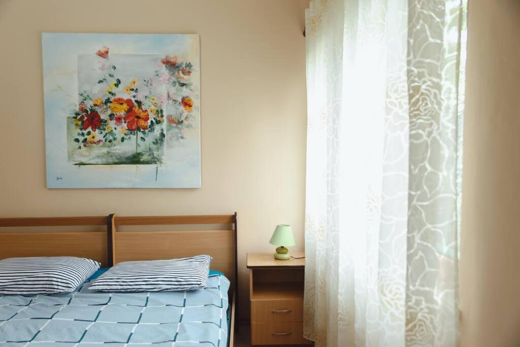 Rare Durres Apartment With Private Parking & Garden المظهر الخارجي الصورة