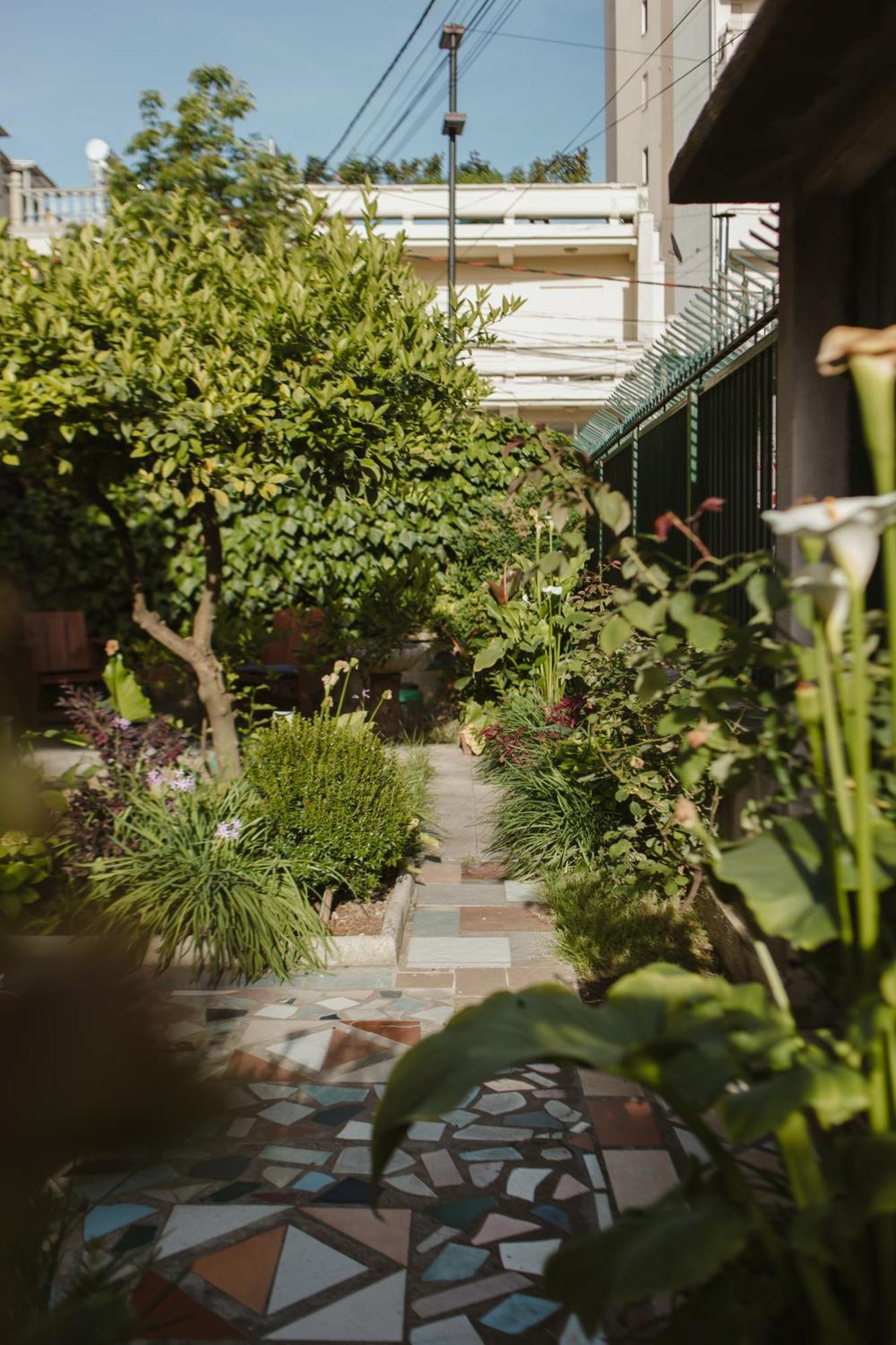 Rare Durres Apartment With Private Parking & Garden المظهر الخارجي الصورة